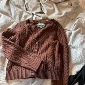 American Eagle Sweater